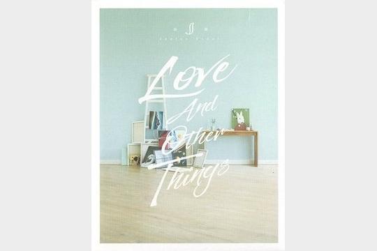 卫兰 – Love And Other Things