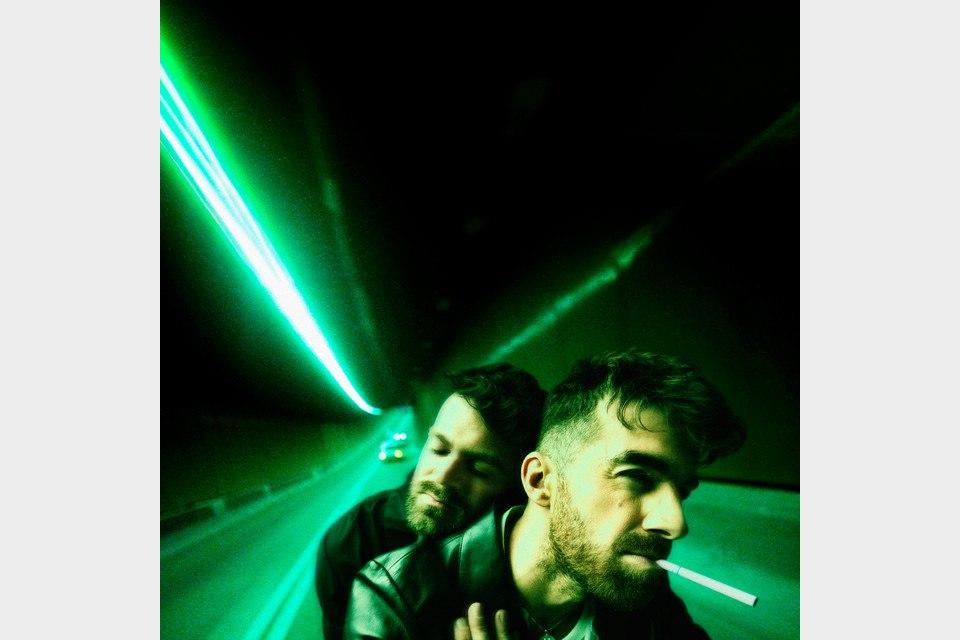 The Chainsmokers – Summertime Friends